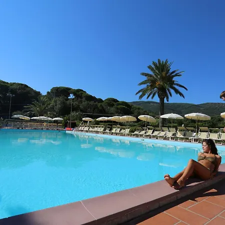 Le Acacie アパートホテル 3*