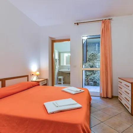 Le Acacie Aparthotel 4*