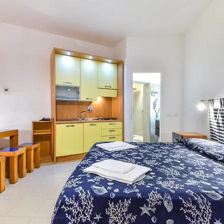 Aparthotel Le Acacie 4*